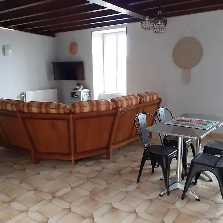 Vakantiehuis Maison Du Soleil Chez Isa Polignac (Haute-Loire)